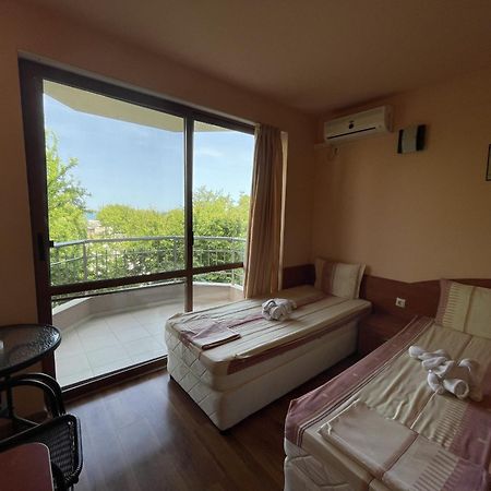 Hotel Vega Kranevo Exteriör bild