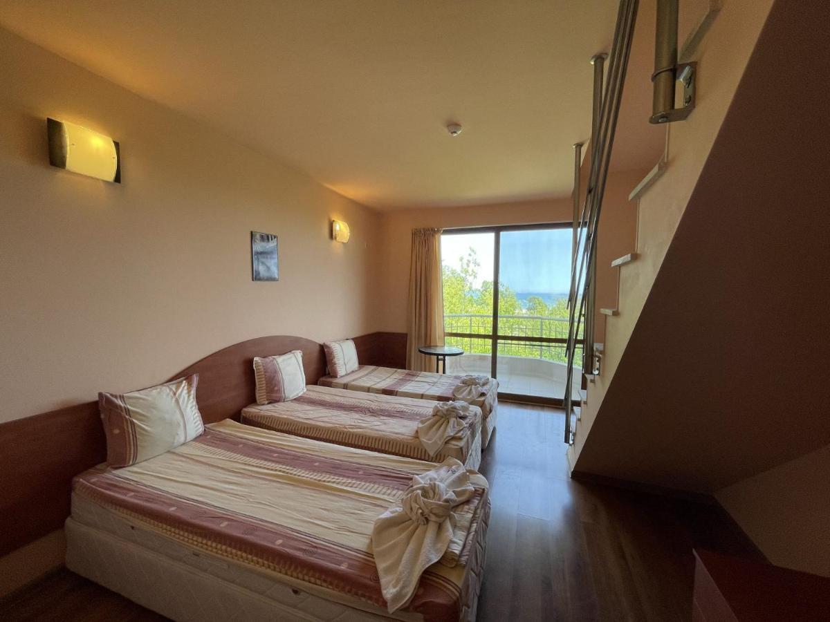 Hotel Vega Kranevo Exteriör bild